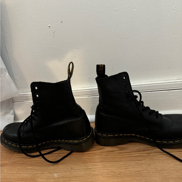 Dr. Martens casual combat boots - Picture 4 of 9
